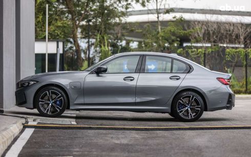 BMW 3 серия 2023 - фото 3