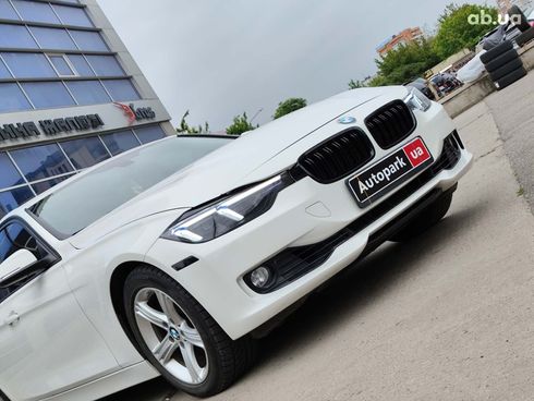 BMW 3 серия 2014 белый - фото 13