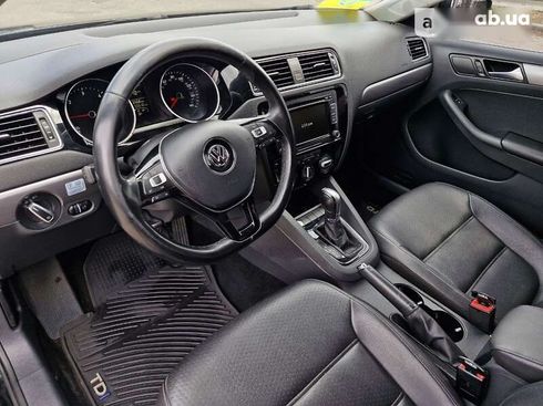 Volkswagen Jetta 2015 - фото 15