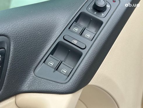 Volkswagen Tiguan 2016 белый - фото 12