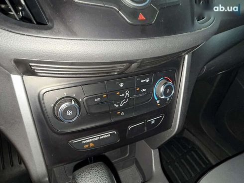 Ford Escape 2017 - фото 30