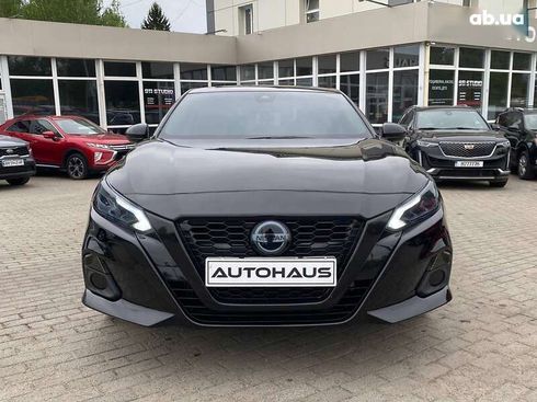 Nissan Altima 2020 - фото 2