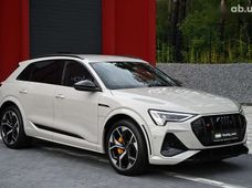 Продаж вживаних Audi e-tron S - купити на Автобазарі