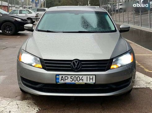 Volkswagen Passat 2013 - фото 2