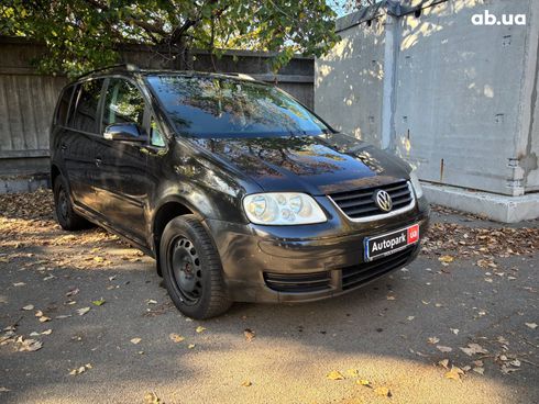 Volkswagen Touran 2006 черный - фото 3