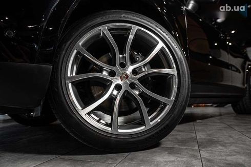 Porsche Cayenne Coupe 2021 - фото 16