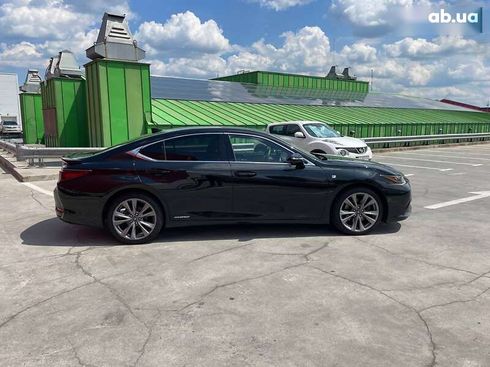 Lexus ES 2019 - фото 4