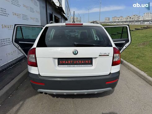 Skoda Octavia 2011 - фото 12