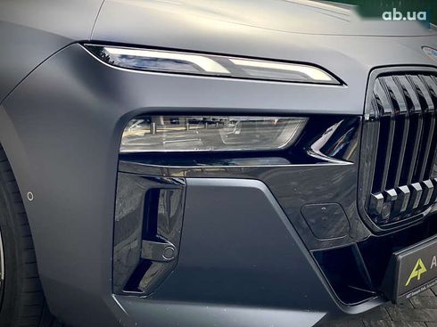 BMW i7 2022 - фото 14