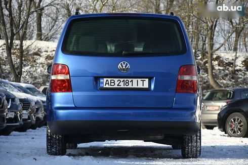 Volkswagen Touran 2003 - фото 8