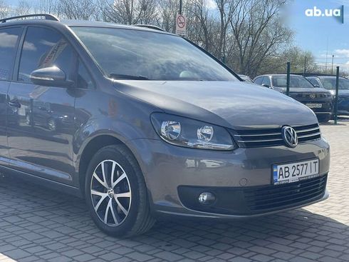 Volkswagen Touran 2012 - фото 8