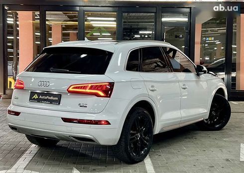 Audi Q5 2018 - фото 11