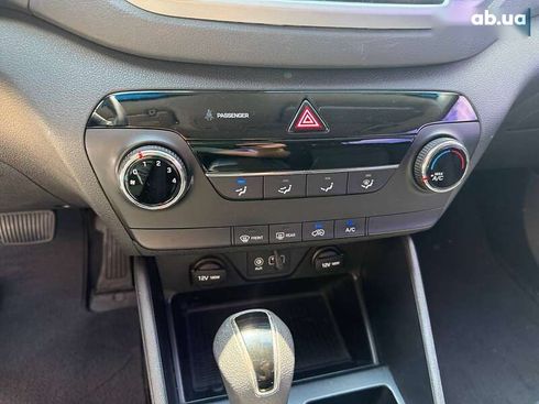 Hyundai Tucson 2015 - фото 26