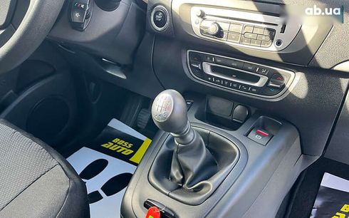 Renault Scenic 2015 - фото 16