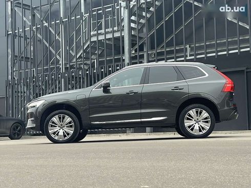 Volvo XC60 2021 - фото 2