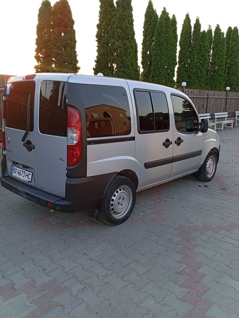 Fiat Doblo 2008 серый - фото 5