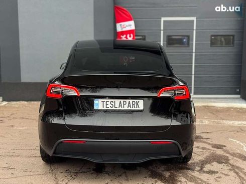 Tesla Model Y 2023 - фото 9
