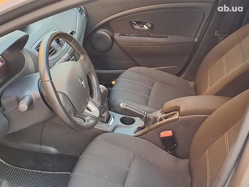 Renault Megane 2013 серый - фото 13
