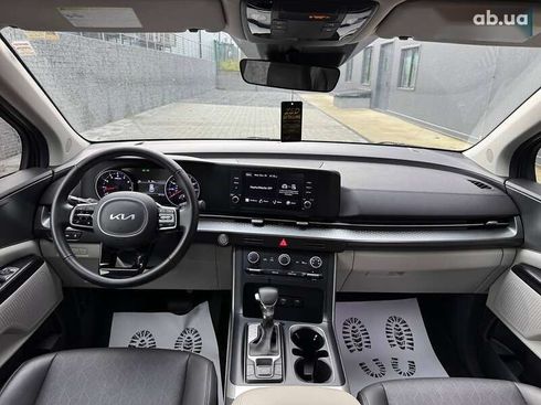 Kia Carnival 2023 - фото 14