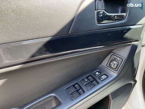 Mitsubishi Lancer 2016 - фото 22