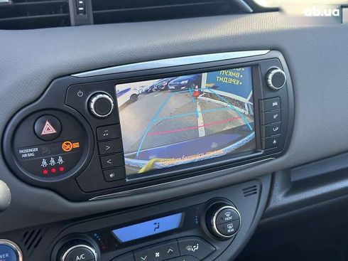 Toyota Yaris 2015 - фото 23