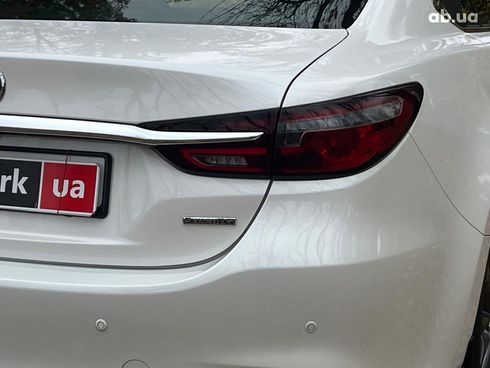 Mazda 6 2022 белый - фото 9