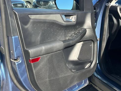 Ford Kuga 2020 синий - фото 18