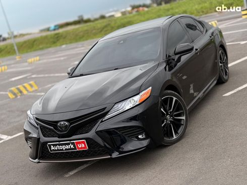 Toyota Camry 2020 черный - фото 3