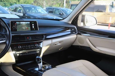 BMW X5 2016 - фото 13