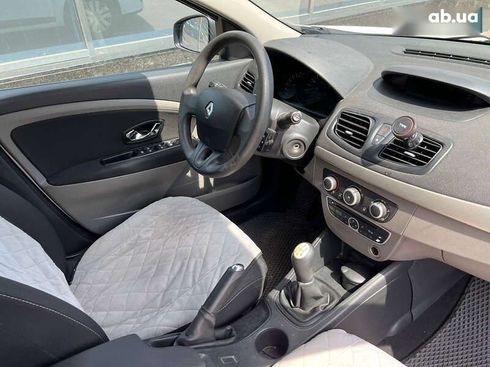 Renault Fluence 2012 - фото 22