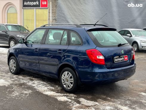 Skoda Fabia 2009 синий - фото 9