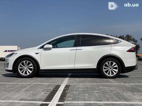 Tesla Model X 2017 - фото 17