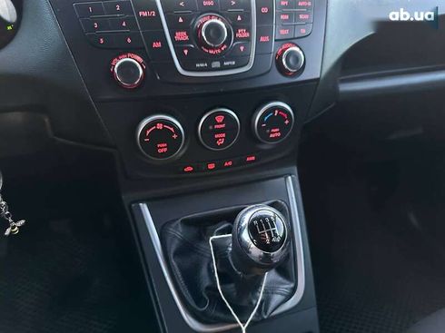 Mazda 5 2011 - фото 29