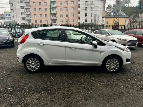 Ford Fiesta 2015 - фото 5