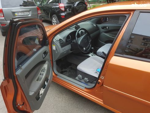 Chevrolet Lacetti 2007 оранжевый - фото 5