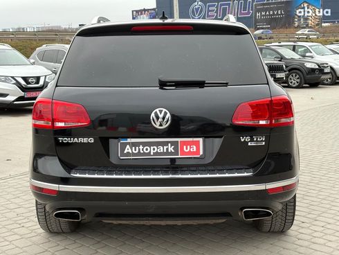 Volkswagen Touareg 2015 черный - фото 10