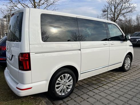 Volkswagen Multivan 2022 - фото 12