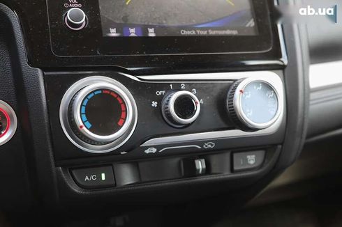 Honda Fit 2017 - фото 17
