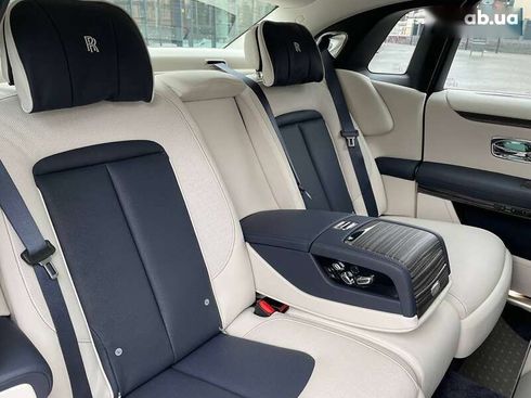 Rolls-Royce Ghost 2021 - фото 21