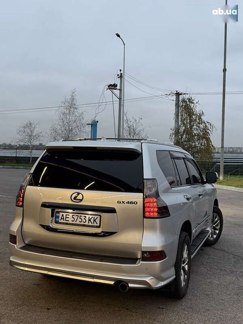 Lexus GX 2019 - фото 2