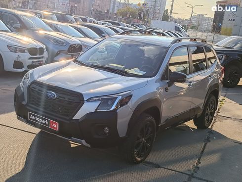 Subaru Forester 2022 серый - фото 3