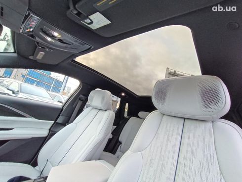 Cadillac Lyriq 2023 синий - фото 45