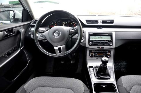 Volkswagen Passat 2010 - фото 27
