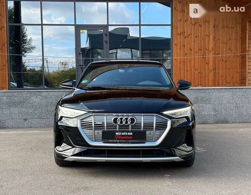 Audi E-Tron 2021 - фото 2