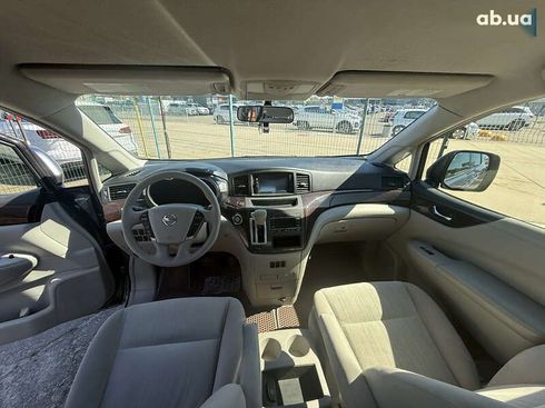 Nissan Quest 2016 - фото 15