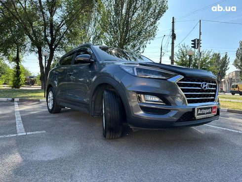 Hyundai Tucson 2019 серый - фото 39