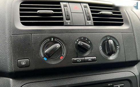 Skoda Fabia 2011 - фото 14