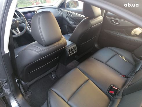Infiniti Q50 2020 серый - фото 9