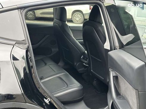 Tesla Model Y 2021 - фото 28
