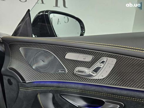 Mercedes-Benz AMG GT 4 2022 - фото 21